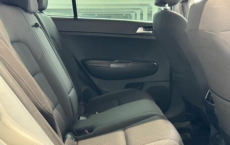 KIA Sportage IV рестайлинг, 2018 год, 2 000 000 рублей, 27 фотография