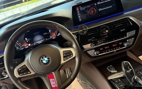 BMW 5 серия, 2020 год, 2 450 000 рублей, 12 фотография
