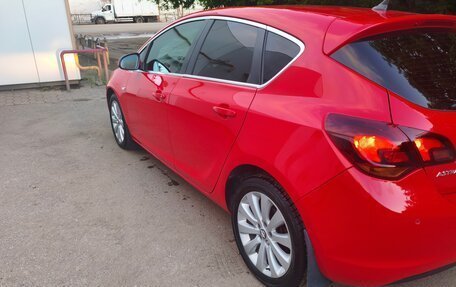Opel Astra J, 2011 год, 648 000 рублей, 14 фотография