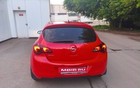Opel Astra J, 2011 год, 648 000 рублей, 13 фотография