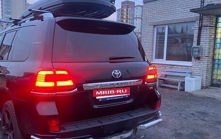 Toyota Land Cruiser 200, 2008 год, 2 600 000 рублей, 12 фотография