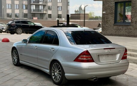 Mercedes-Benz C-Класс, 2005 год, 949 000 рублей, 6 фотография
