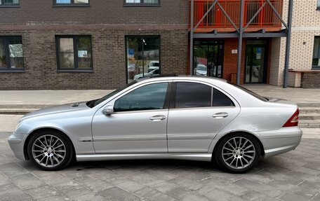 Mercedes-Benz C-Класс, 2005 год, 949 000 рублей, 8 фотография