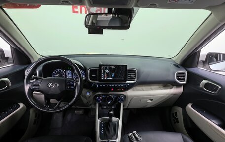 Hyundai Venue I, 2022 год, 1 695 000 рублей, 7 фотография
