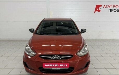Hyundai Solaris II рестайлинг, 2011 год, 845 000 рублей, 3 фотография