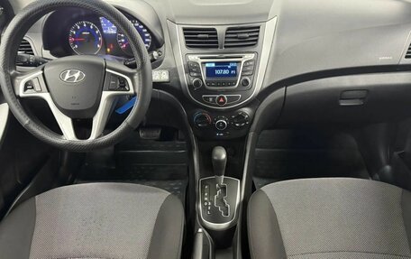 Hyundai Solaris II рестайлинг, 2011 год, 845 000 рублей, 20 фотография