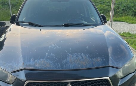 Mitsubishi Outlander III рестайлинг 3, 2011 год, 600 000 рублей, 1 фотография