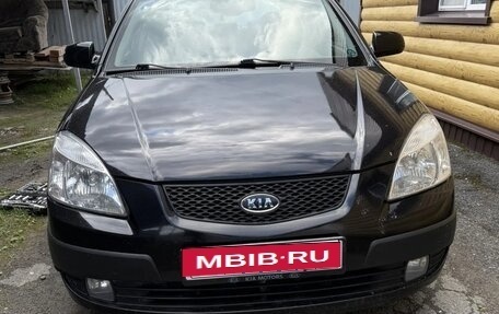 KIA Rio II, 2007 год, 400 000 рублей, 1 фотография