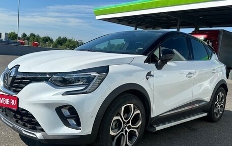 Renault Captur II, 2020 год, 2 590 000 рублей, 1 фотография