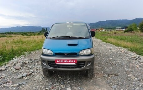 Mitsubishi Delica IV, 1996 год, 1 400 000 рублей, 2 фотография