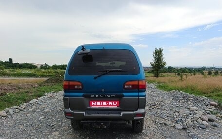 Mitsubishi Delica IV, 1996 год, 1 400 000 рублей, 5 фотография