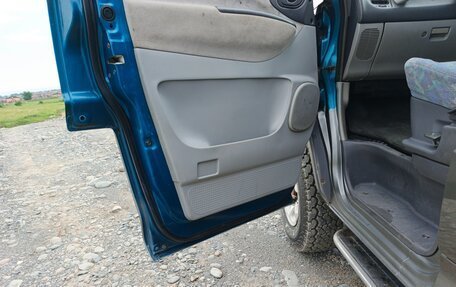 Mitsubishi Delica IV, 1996 год, 1 400 000 рублей, 23 фотография