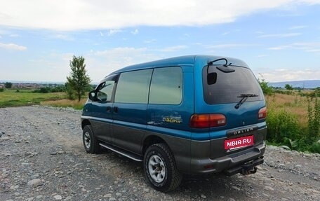 Mitsubishi Delica IV, 1996 год, 1 400 000 рублей, 7 фотография