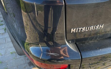 Mitsubishi Outlander III рестайлинг 3, 2011 год, 600 000 рублей, 14 фотография