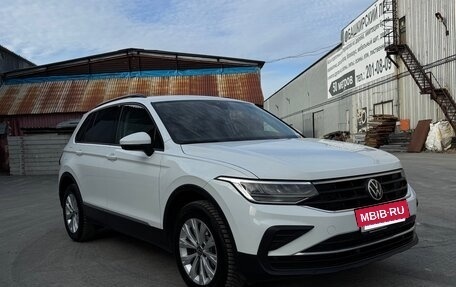 Volkswagen Tiguan II, 2021 год, 2 250 000 рублей, 3 фотография