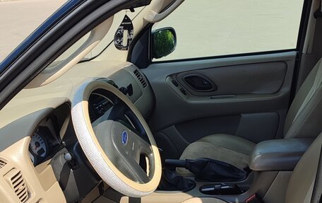 Ford Maverick, 2004 год, 499 999 рублей, 11 фотография