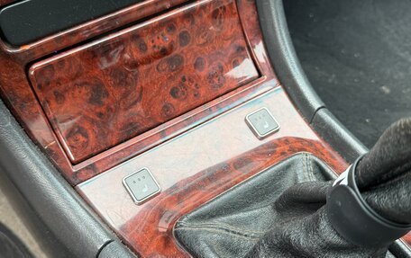 Hyundai Sonata III рестайлинг, 1998 год, 350 000 рублей, 15 фотография