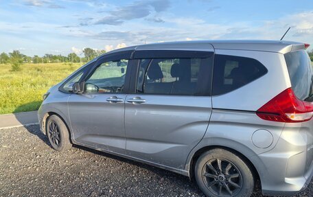 Honda Freed II, 2020 год, 1 850 000 рублей, 3 фотография