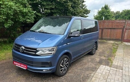 Volkswagen Caravelle T6 рестайлинг, 2018 год, 3 500 000 рублей, 5 фотография