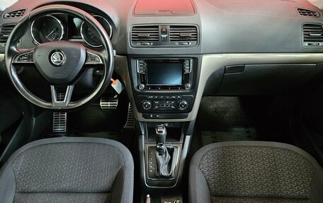 Skoda Yeti I рестайлинг, 2015 год, 1 075 000 рублей, 9 фотография