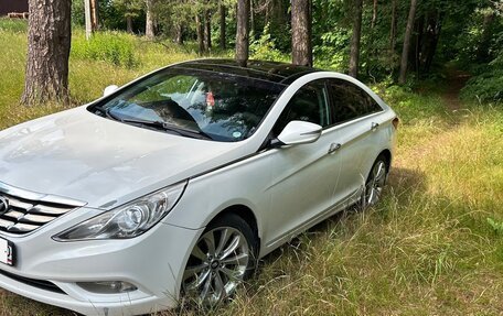 Hyundai Sonata VI, 2012 год, 1 230 000 рублей, 2 фотография