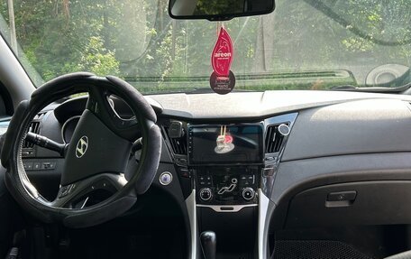 Hyundai Sonata VI, 2012 год, 1 230 000 рублей, 10 фотография