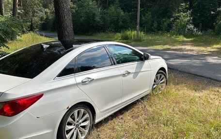 Hyundai Sonata VI, 2012 год, 1 230 000 рублей, 5 фотография