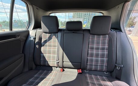 Volkswagen Golf GTI VII, 2012 год, 1 700 000 рублей, 22 фотография