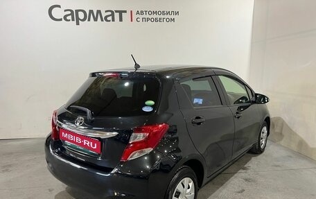 Toyota Vitz, 2014 год, 950 000 рублей, 8 фотография