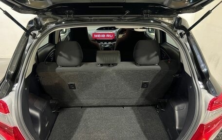 Toyota Vitz, 2014 год, 950 000 рублей, 34 фотография