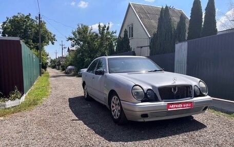 Mercedes-Benz E-Класс, 1995 год, 190 000 рублей, 1 фотография