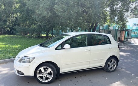 Volkswagen Golf Plus I, 2008 год, 749 000 рублей, 2 фотография