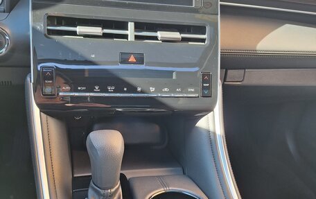 Toyota Avalon, 2022 год, 3 200 000 рублей, 16 фотография