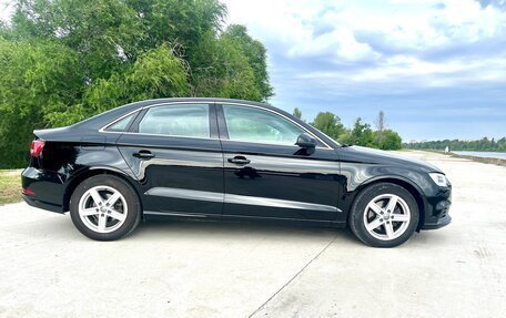 Audi A3, 2018 год, 1 660 000 рублей, 6 фотография