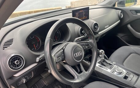 Audi A3, 2018 год, 1 660 000 рублей, 17 фотография