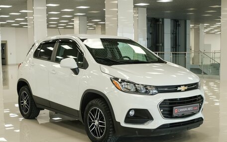 Chevrolet Trax, 2018 год, 861 000 рублей, 3 фотография