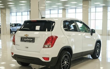 Chevrolet Trax, 2018 год, 861 000 рублей, 2 фотография