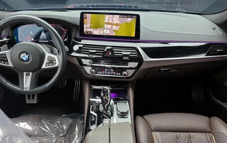 BMW 5 серия, 2023 год, 4 500 000 рублей, 5 фотография