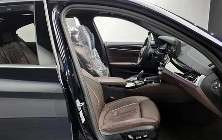 BMW 5 серия, 2023 год, 4 500 000 рублей, 6 фотография