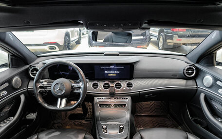 Mercedes-Benz E-Класс, 2020 год, 4 250 000 рублей, 18 фотография