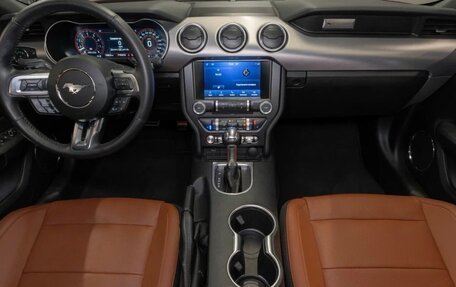 Ford Mustang VI рестайлинг, 2022 год, 7 200 000 рублей, 7 фотография