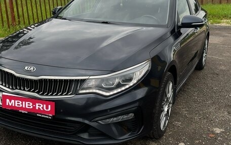 KIA Optima IV, 2019 год, 1 980 000 рублей, 2 фотография