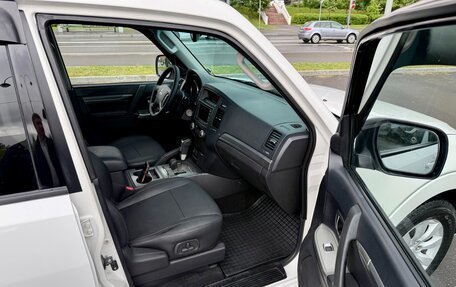 Mitsubishi Pajero IV, 2012 год, 2 499 000 рублей, 9 фотография