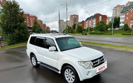 Mitsubishi Pajero IV, 2012 год, 2 499 000 рублей, 2 фотография
