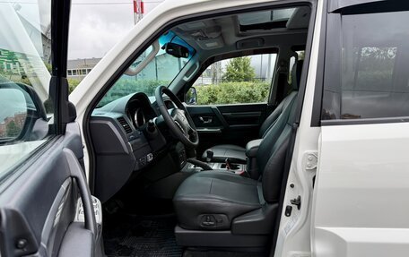 Mitsubishi Pajero IV, 2012 год, 2 499 000 рублей, 13 фотография
