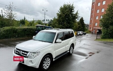 Mitsubishi Pajero IV, 2012 год, 2 499 000 рублей, 4 фотография