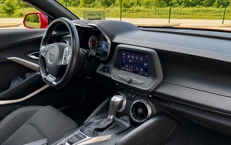 Chevrolet Camaro VI, 2020 год, 3 200 000 рублей, 7 фотография