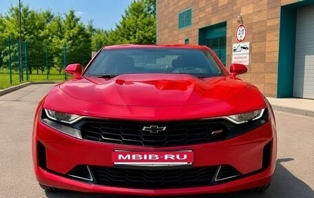 Chevrolet Camaro VI, 2020 год, 3 200 000 рублей, 2 фотография