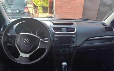Suzuki Swift IV, 2013 год, 865 000 рублей, 18 фотография