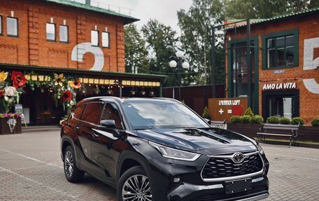 Toyota Highlander, 2026 год, 5 300 000 рублей, 6 фотография